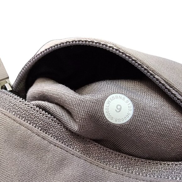 Lululemon Zoned In Tight *27", Sense Knit, Ventilated, Athletic, Size 6 - Picture 3 of 11